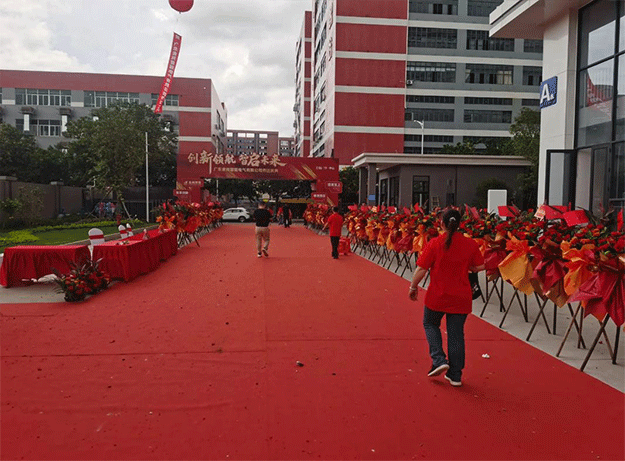 西安永诚广告设计制作部 专业广告制作，点亮品牌光芒